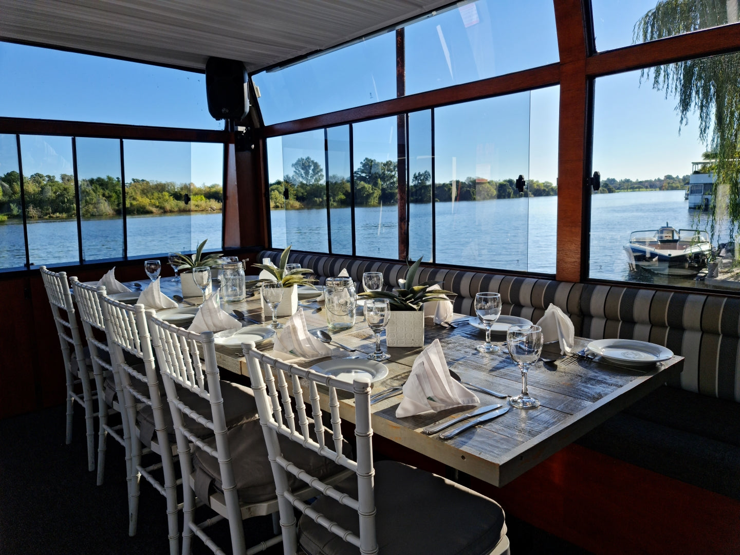 Sunday Lunch Cruises on the Vaal River